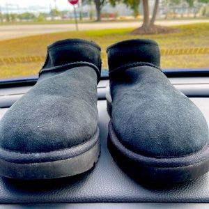 UGG ultra mini bootie